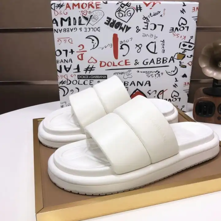 hype Dolce & Gabbana Slippers