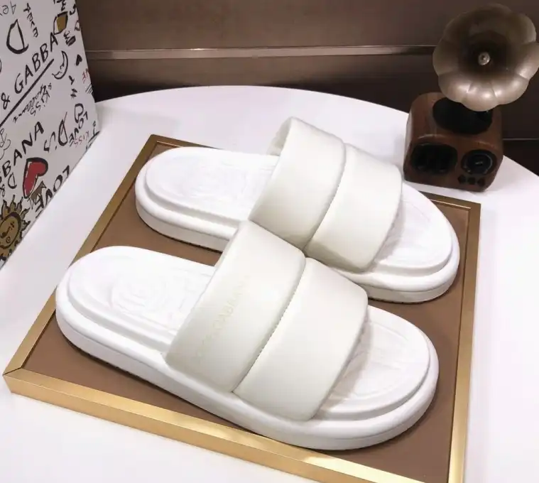 hype Dolce & Gabbana Slippers