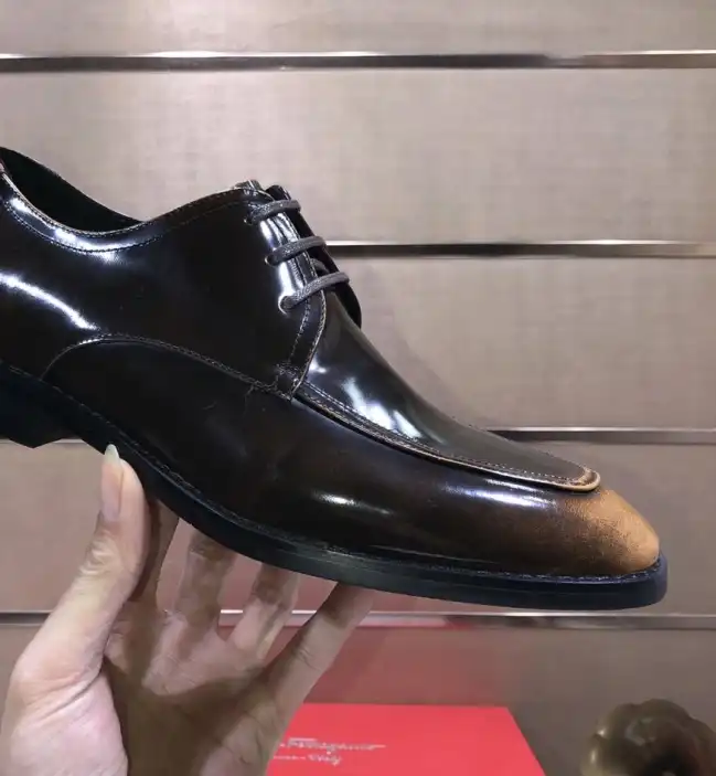 hype Ferragamo Leather Shoes