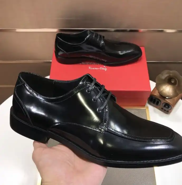 hype Ferragamo Leather Shoes