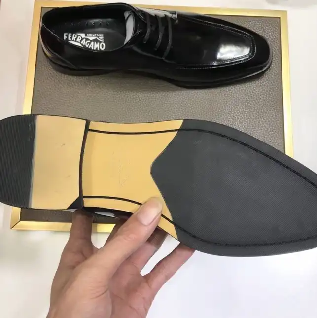 hype Ferragamo Leather Shoes