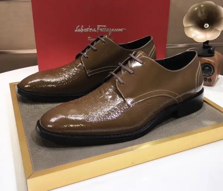 hype Ferragamo Leather Shoes