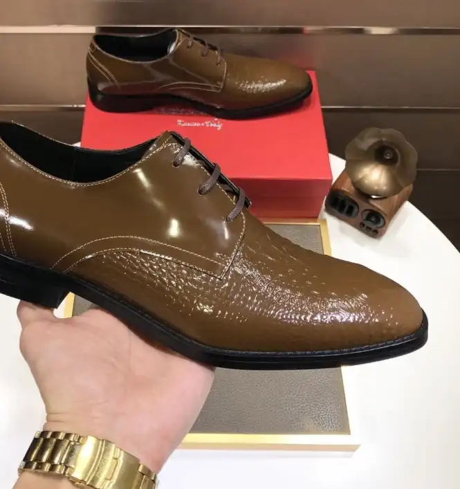 hype Ferragamo Leather Shoes