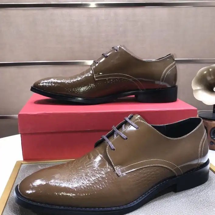 hype Ferragamo Leather Shoes