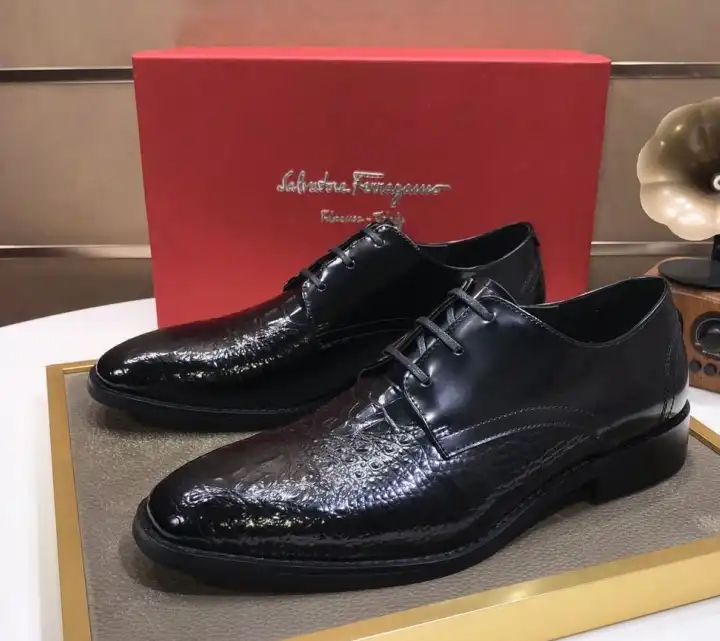 hype Ferragamo Leather Shoes