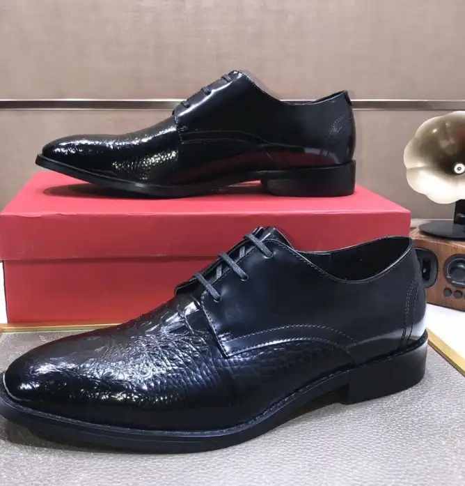 hype Ferragamo Leather Shoes