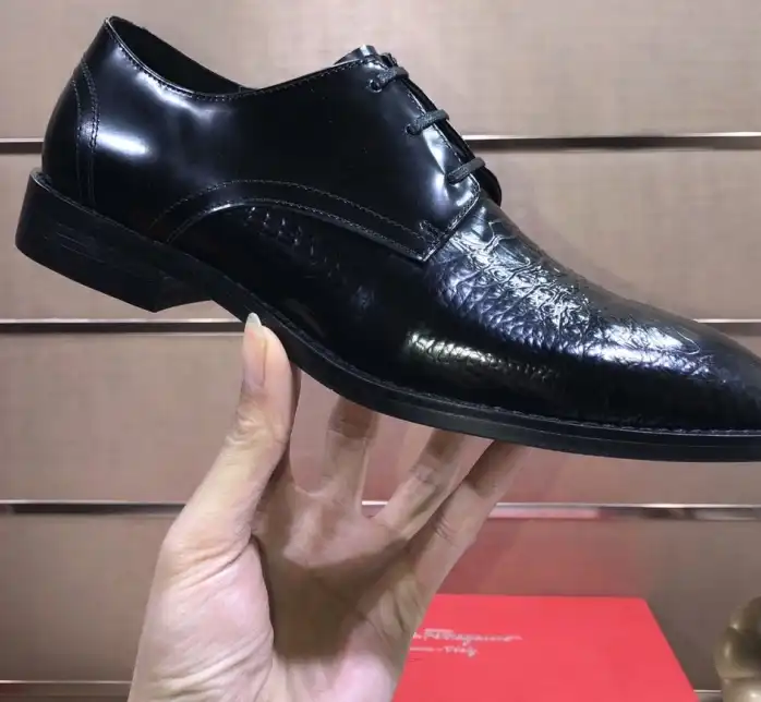 hype Ferragamo Leather Shoes