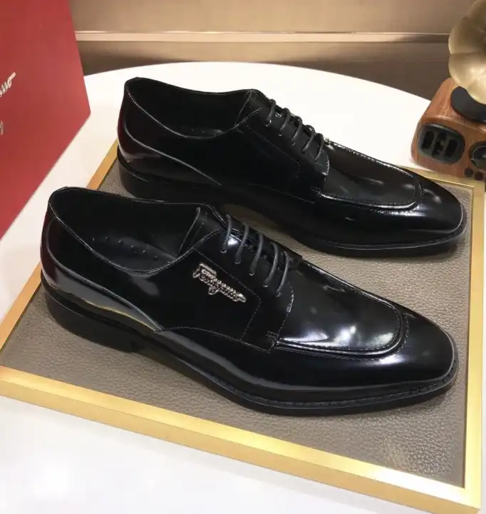 hype Ferragamo Leather Shoes