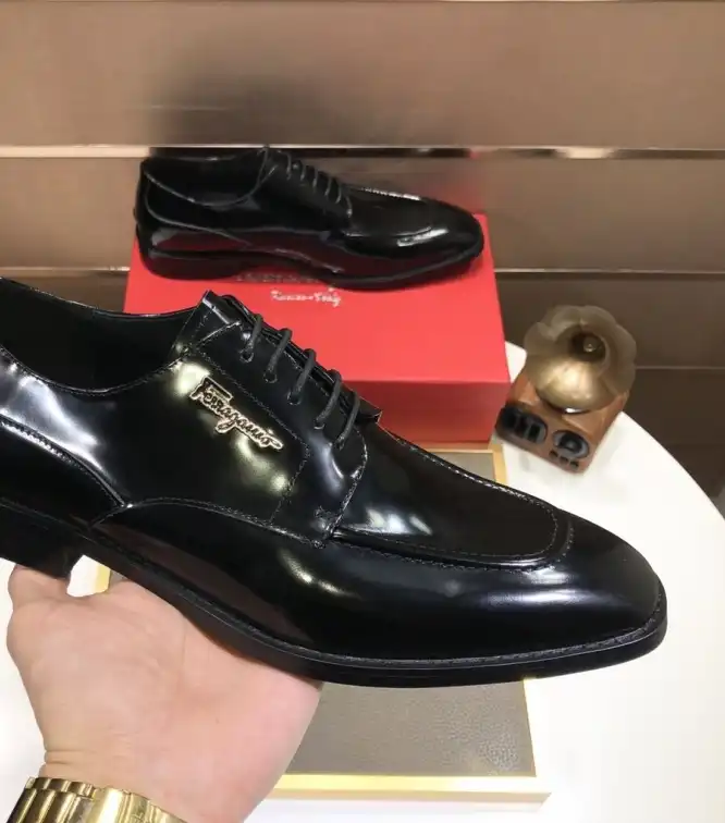 hype Ferragamo Leather Shoes