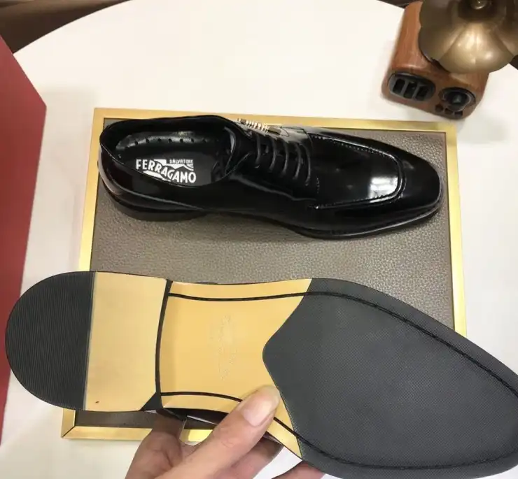 hype Ferragamo Leather Shoes