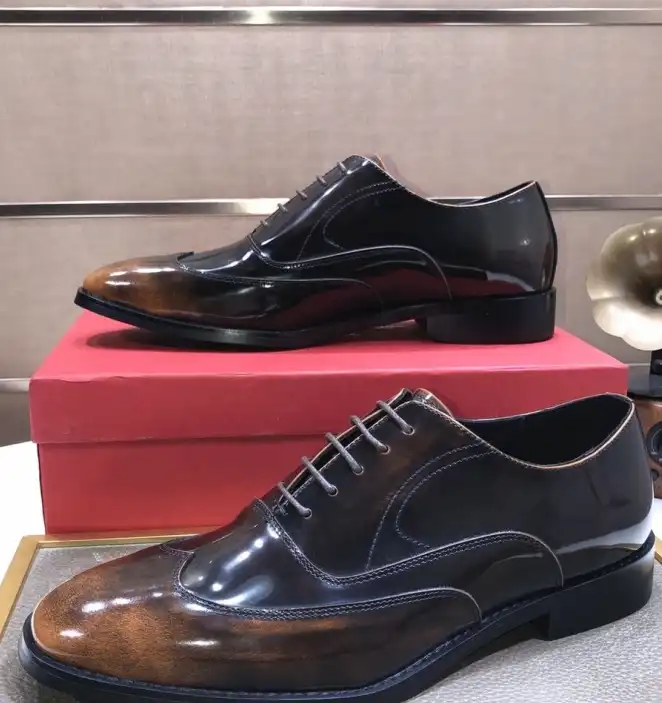 hype Ferragamo Leather Shoes