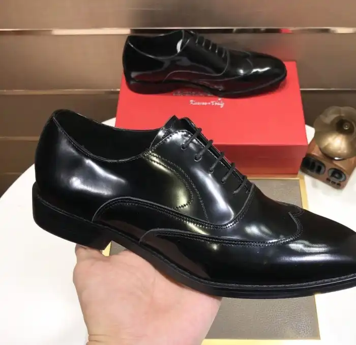 hype Ferragamo Leather Shoes