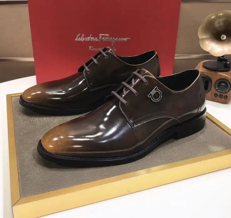 hype Ferragamo Leather Shoes