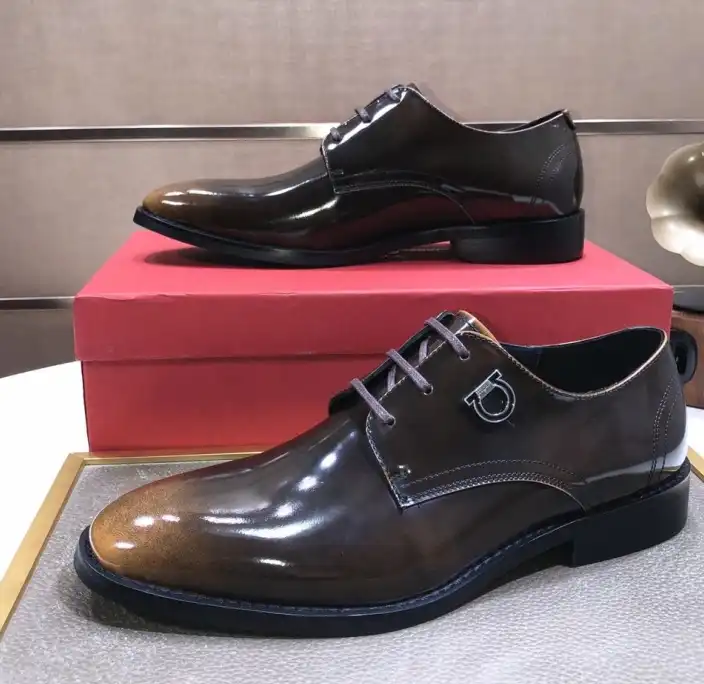 hype Ferragamo Leather Shoes