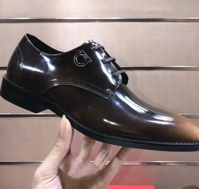 hype Ferragamo Leather Shoes