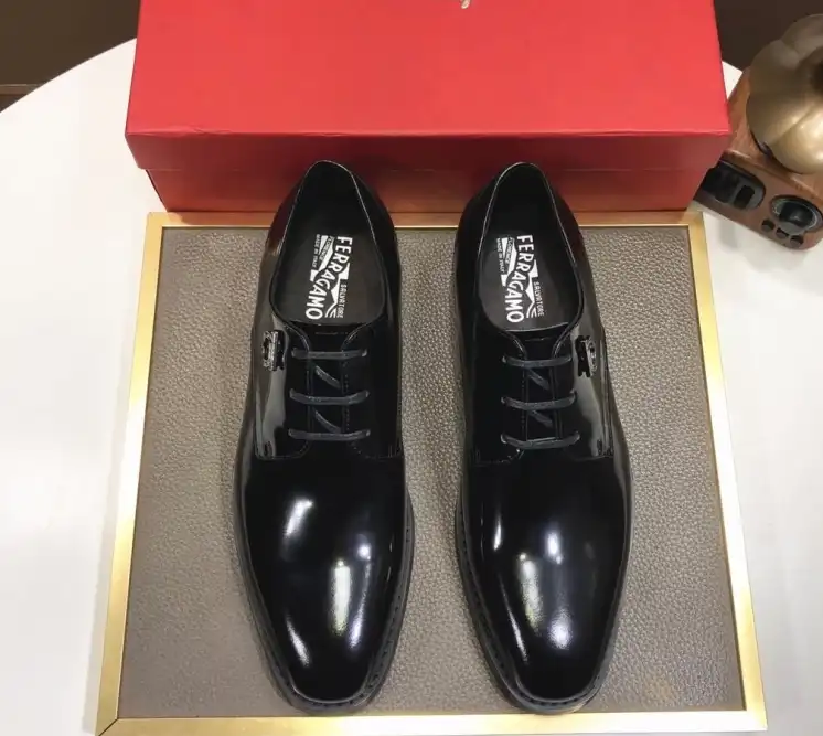 hype Ferragamo Leather Shoes