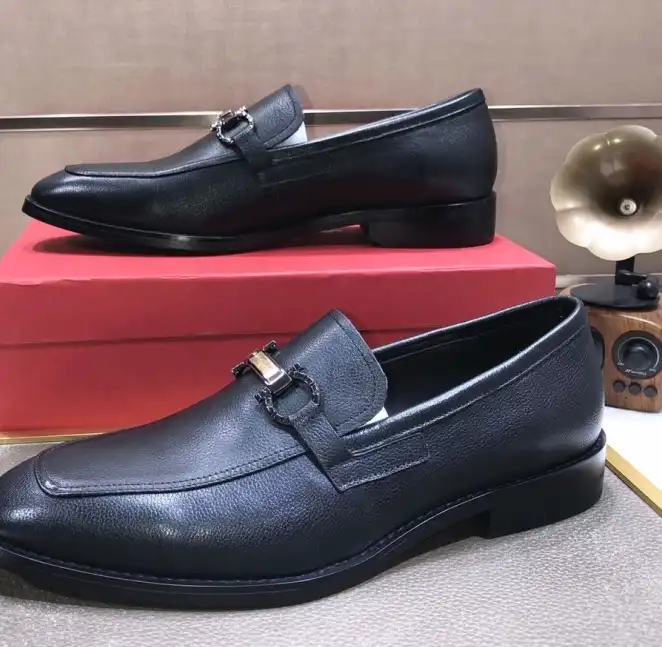 hype Ferragamo Leather Shoes