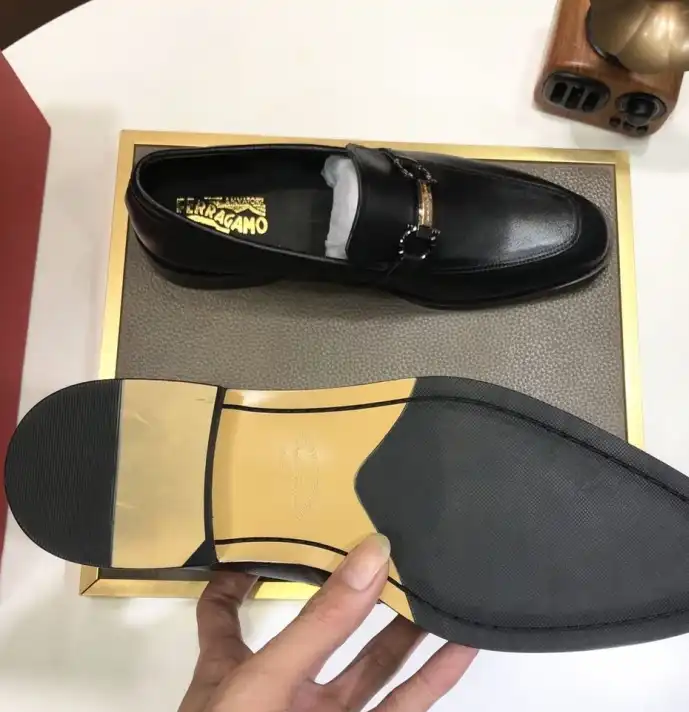 hype Ferragamo Leather Shoes