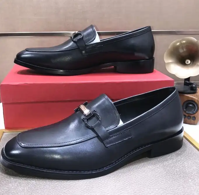 hype Ferragamo Leather Shoes