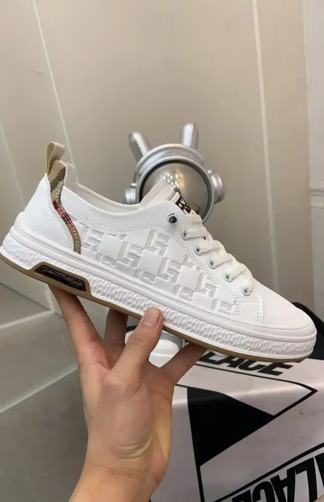 hype Fendi Sneakers