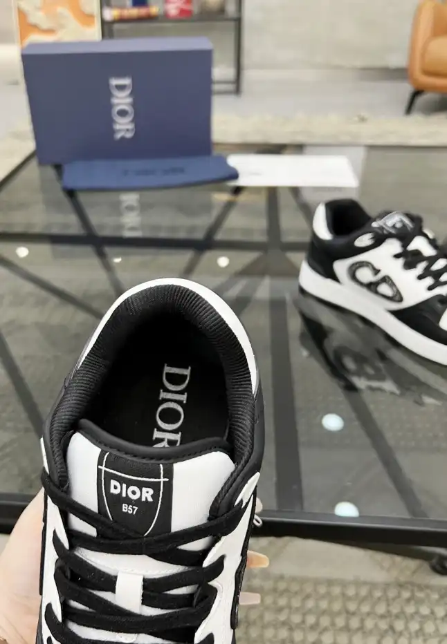 hype Christian Dior Sneakers