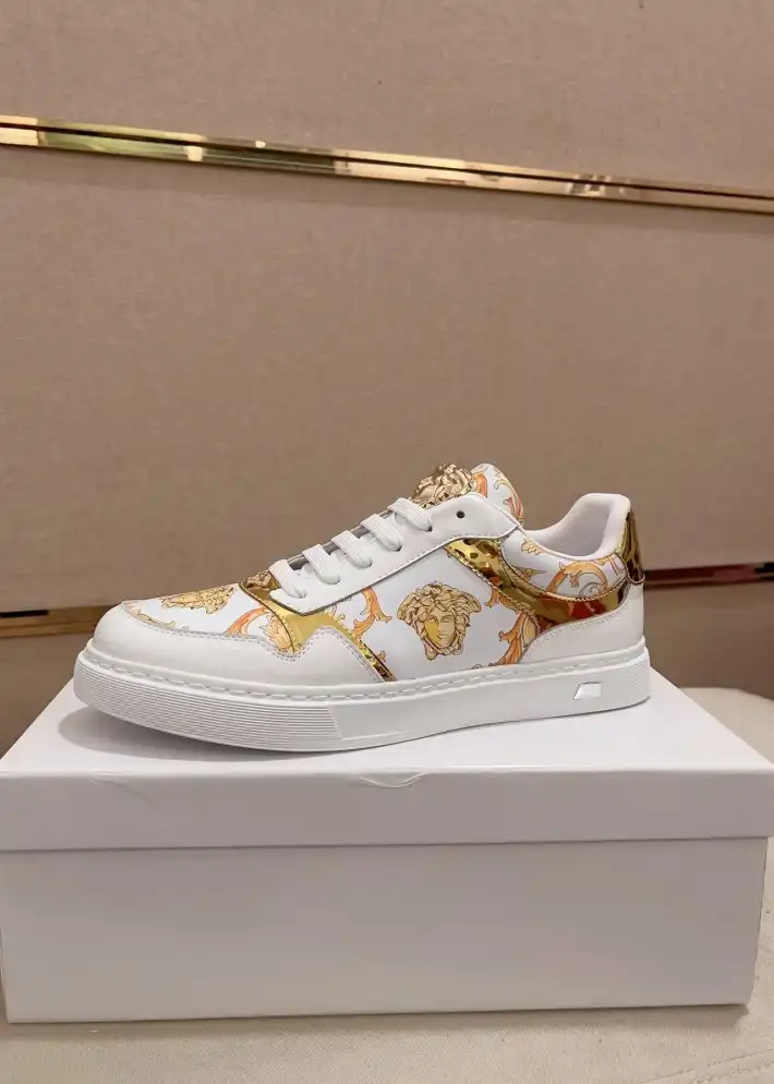 hype Givenchy Sneakers