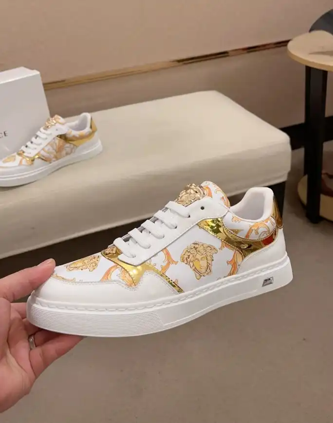 hype Givenchy Sneakers