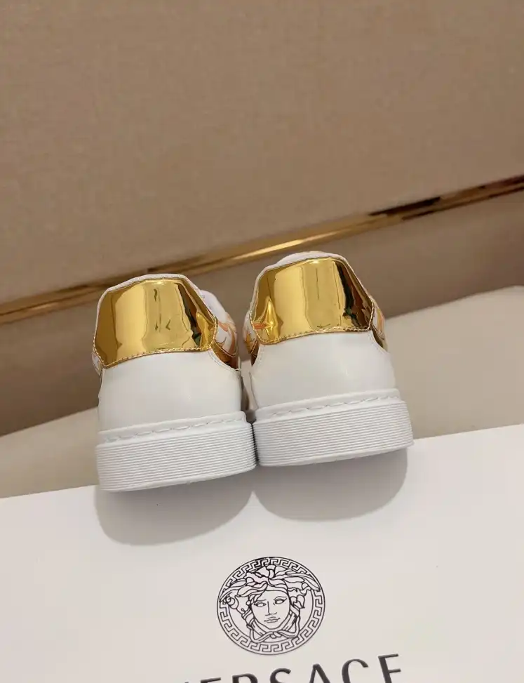 hype Givenchy Sneakers