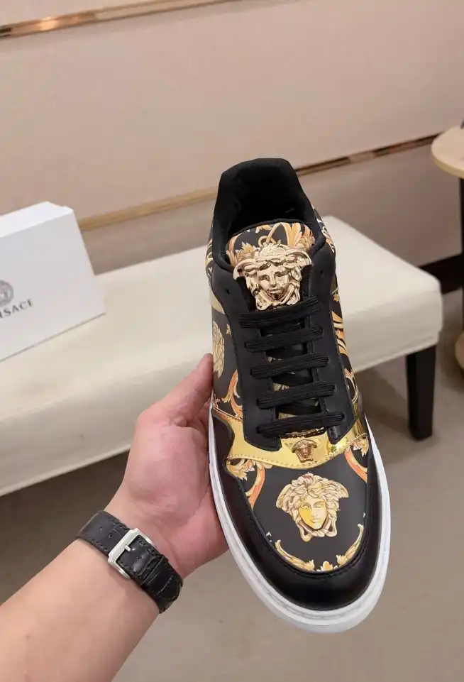 hype Givenchy Sneakers