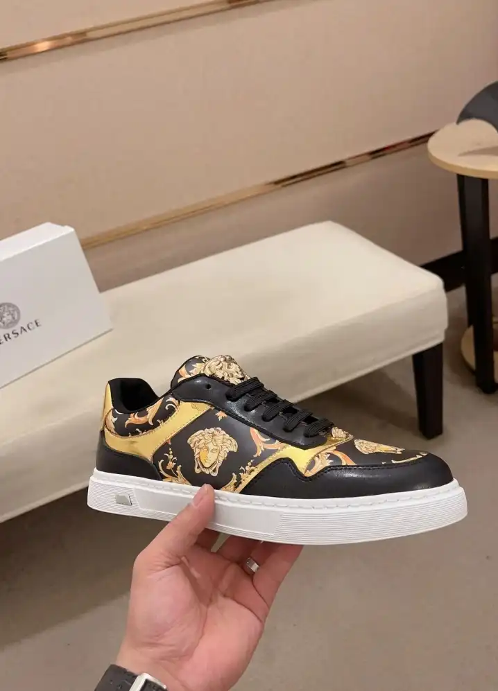 hype Givenchy Sneakers