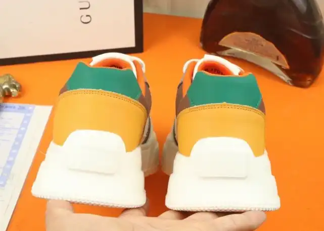 hype Gucci Sneakers