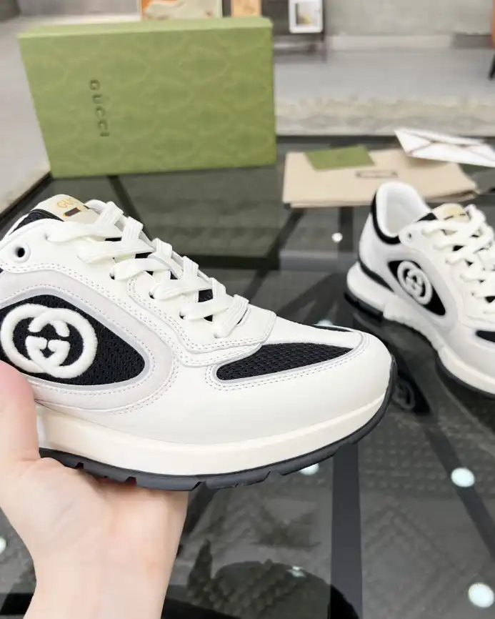 hype Gucci Sneakers