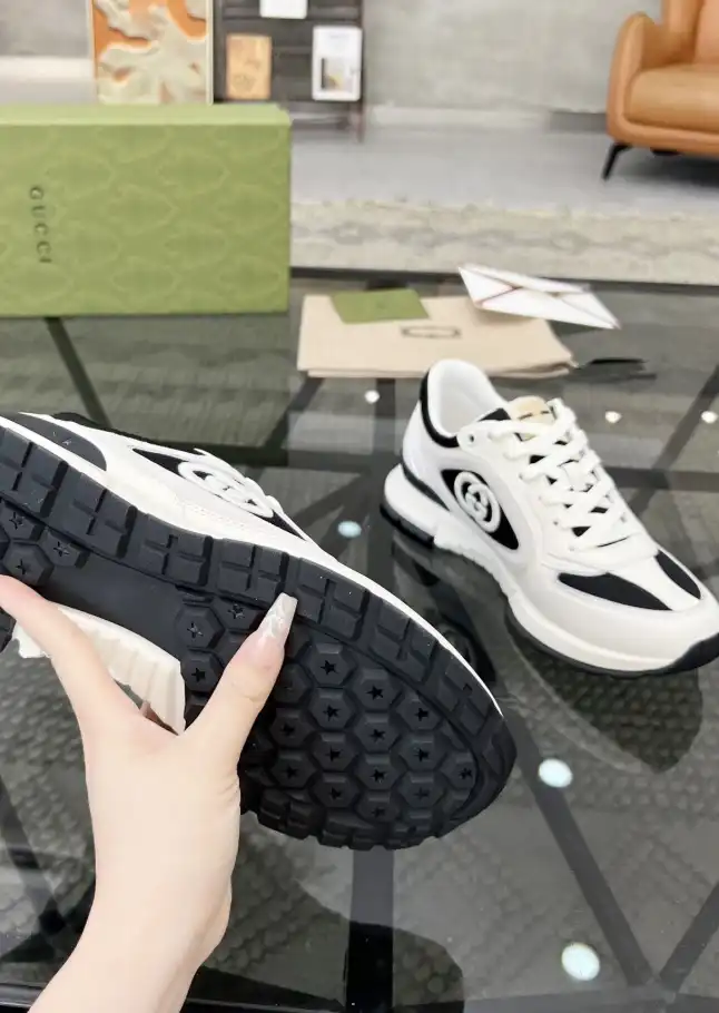 hype Gucci Sneakers