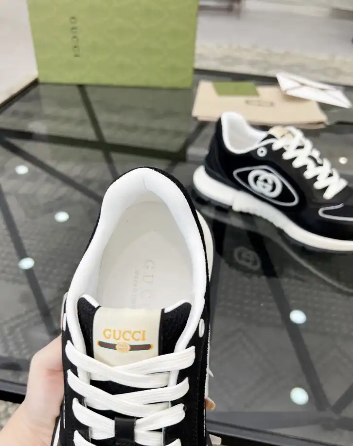 hype Gucci Sneakers