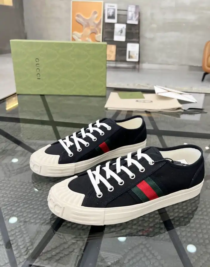 hype Gucci Sneakers