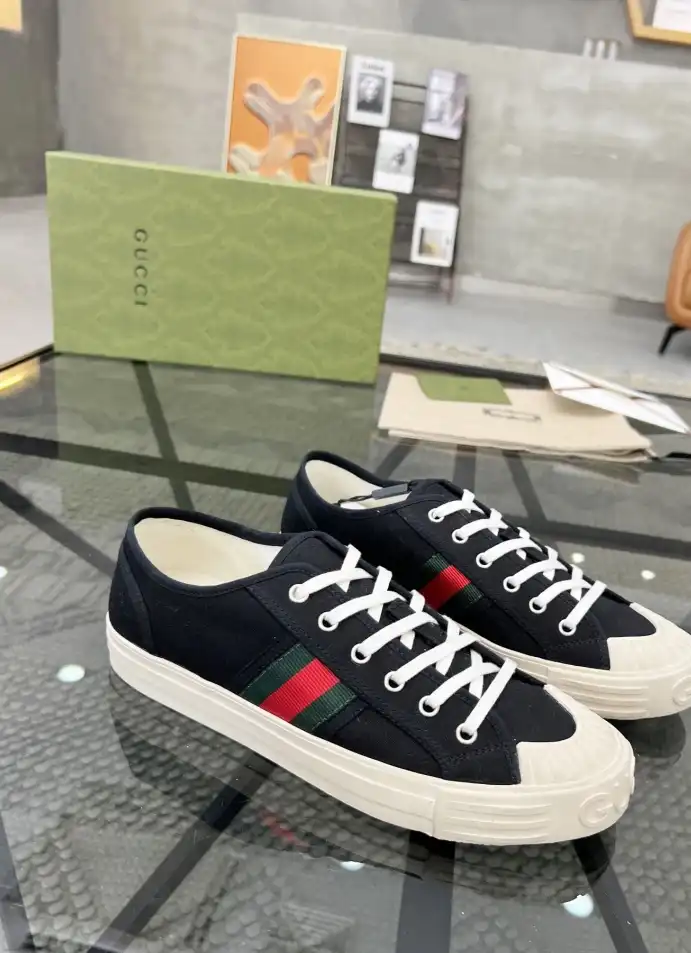 hype Gucci Sneakers