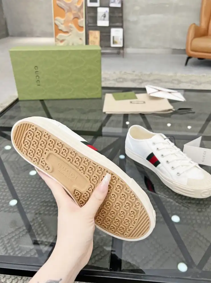 hype Gucci Sneakers