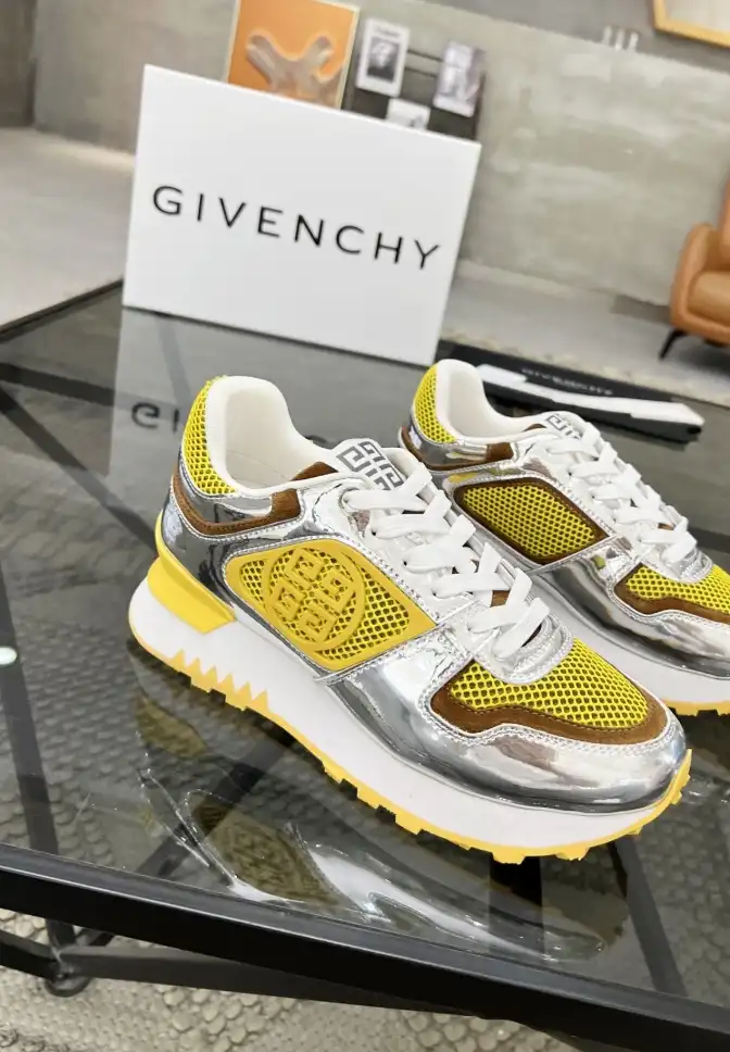 hype Givenchy Sneakers