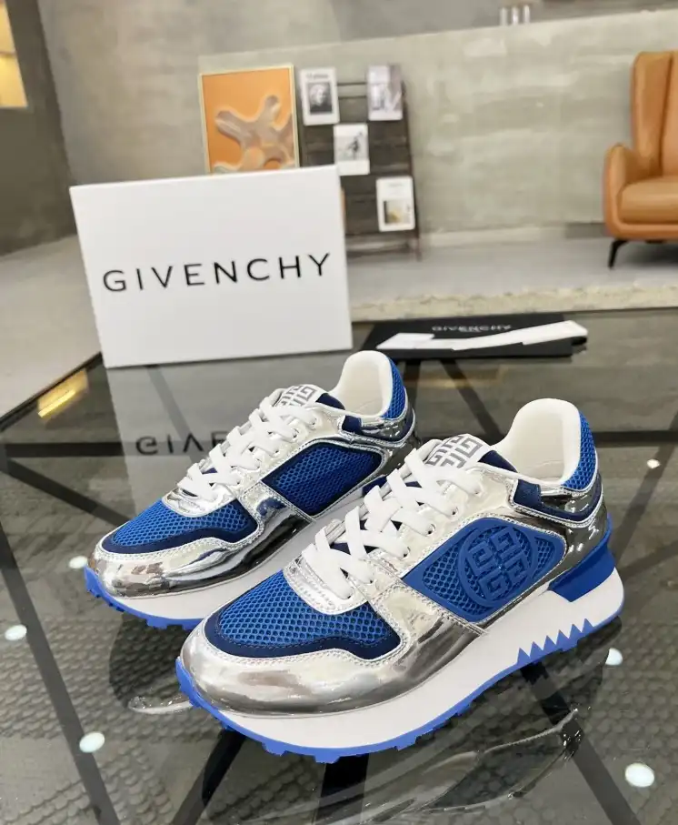 hype Givenchy Sneakers