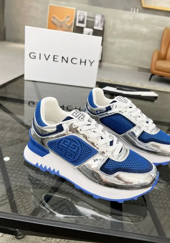 hype Givenchy Sneakers