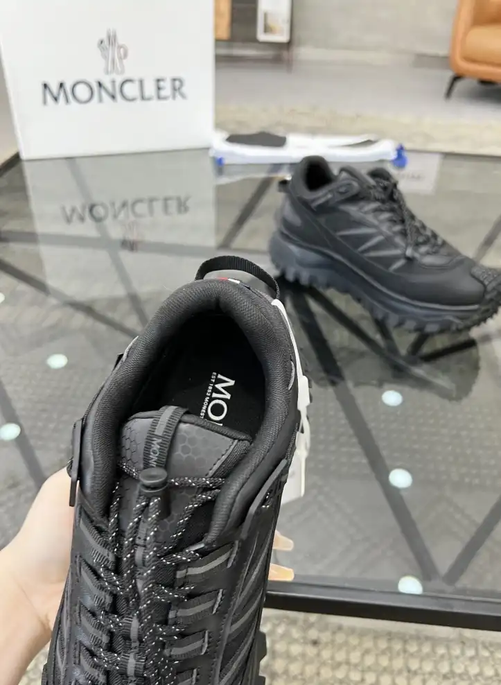 hype Moncler Sneakers