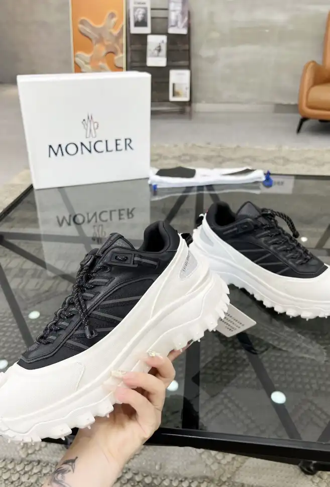 hype Moncler Sneakers