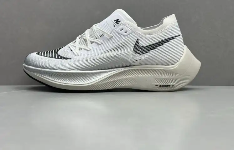 hype Nike Sneakers