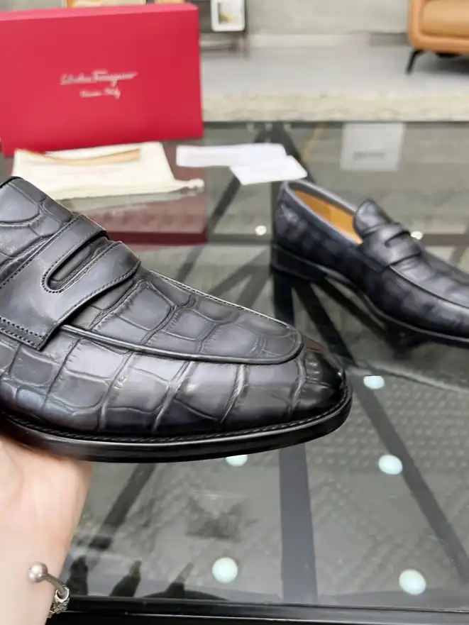 hype Ferragamo Leather Shoes