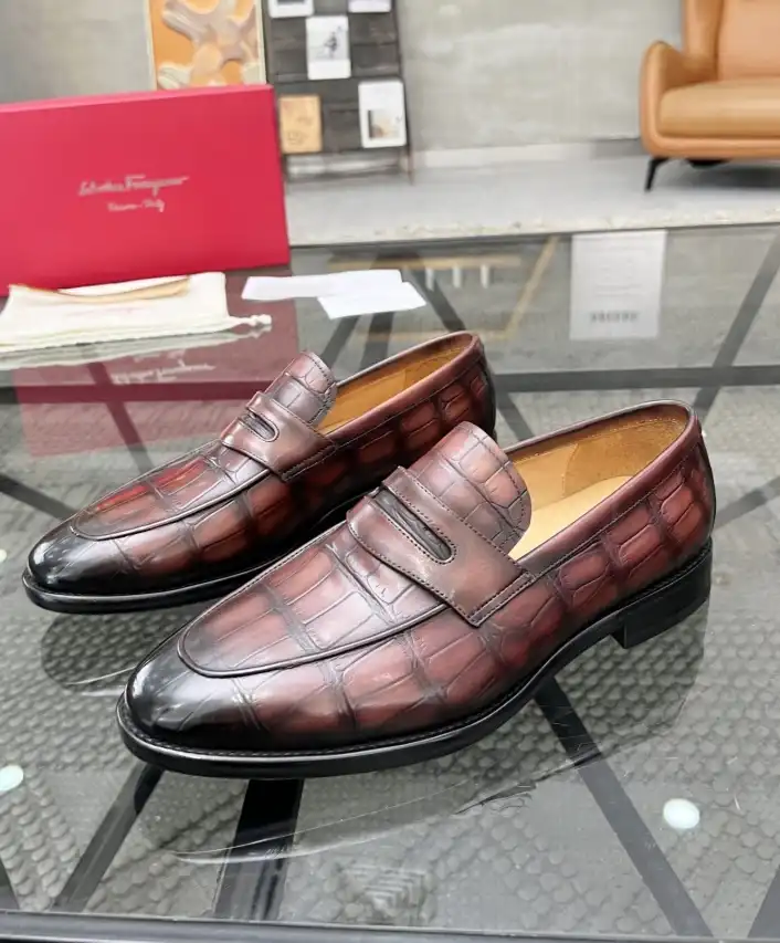 hype Ferragamo Leather Shoes