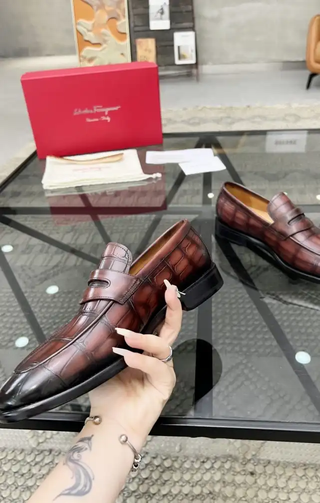 hype Ferragamo Leather Shoes