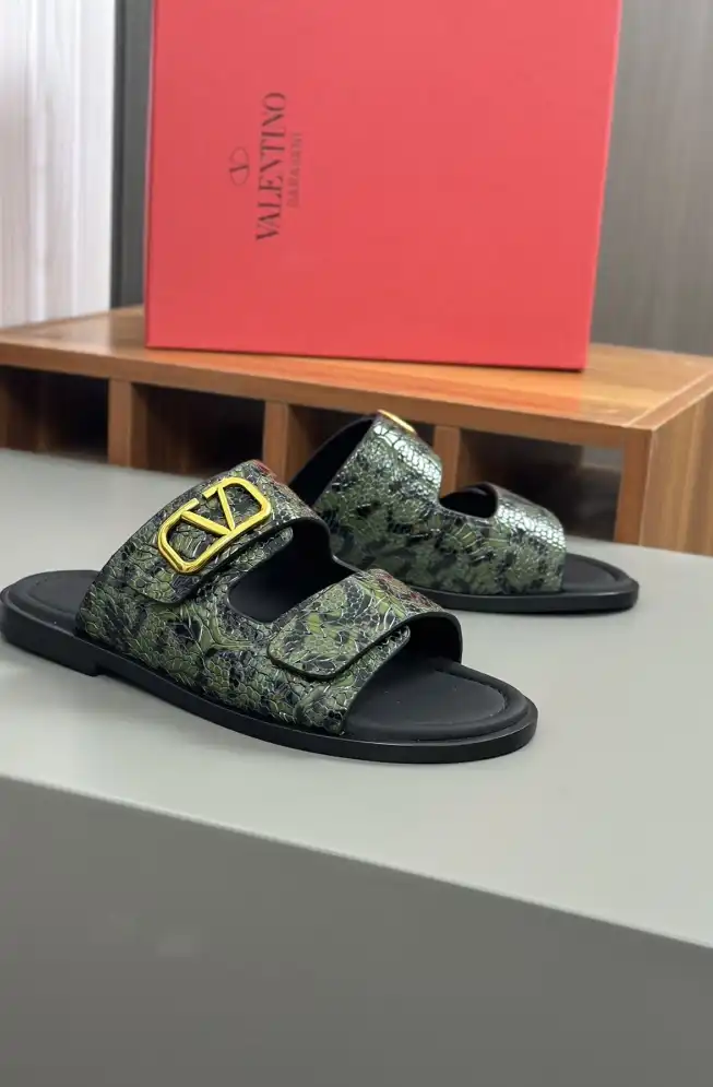 hype Valentino Slippers