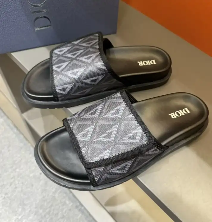 hype Christian Dior Slippers