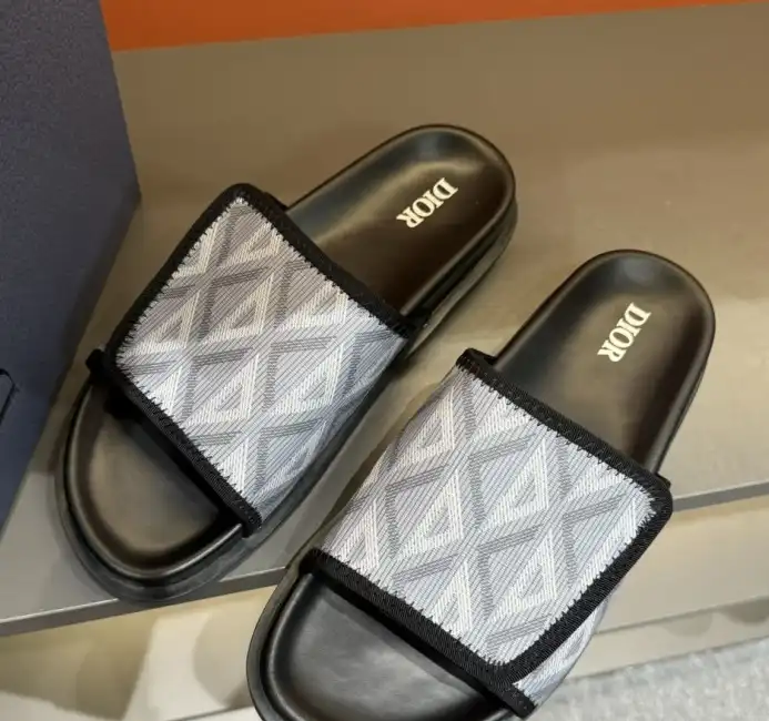 hype Christian Dior Slippers