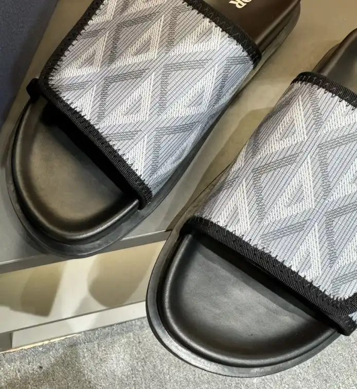 hype Christian Dior Slippers